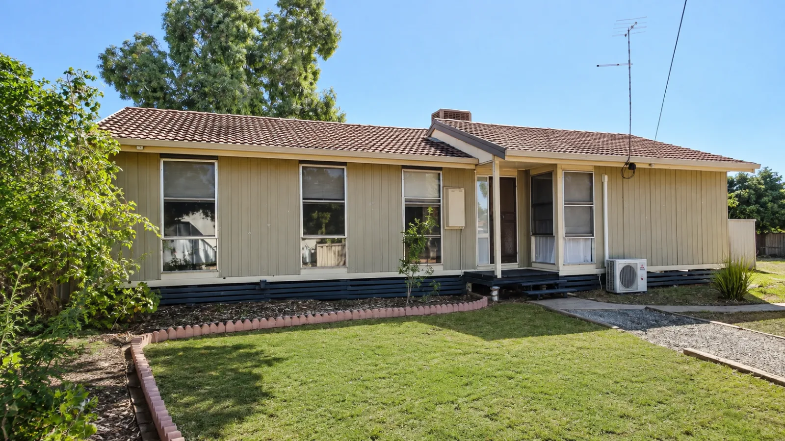 Investment property in Victoria